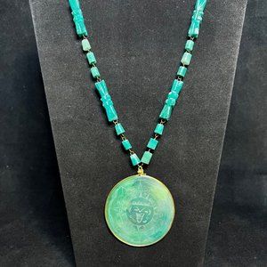 Vintage Inca Carved Sun God Cave Onyx And Gold Tone Hand Wired Necklace (3574)